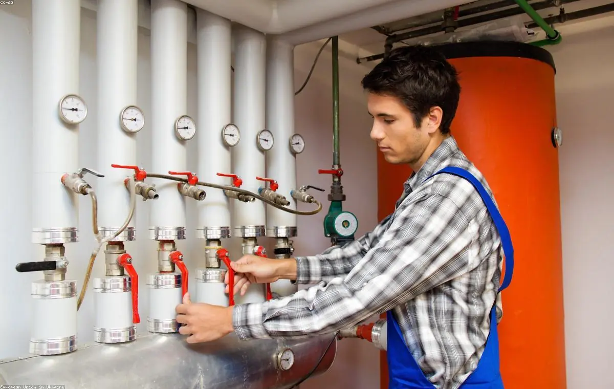 Emergency Plumber in Torrance, CA — A Real Person Answers, 24/7